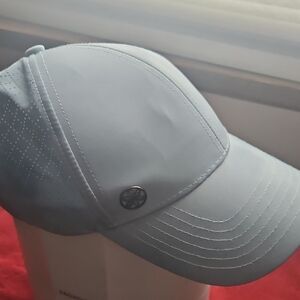 GAIAM Light Gray Women's Hat